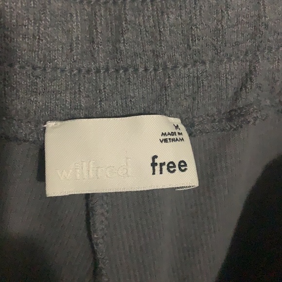 Aritzia Wilfred - Picture 2 of 11